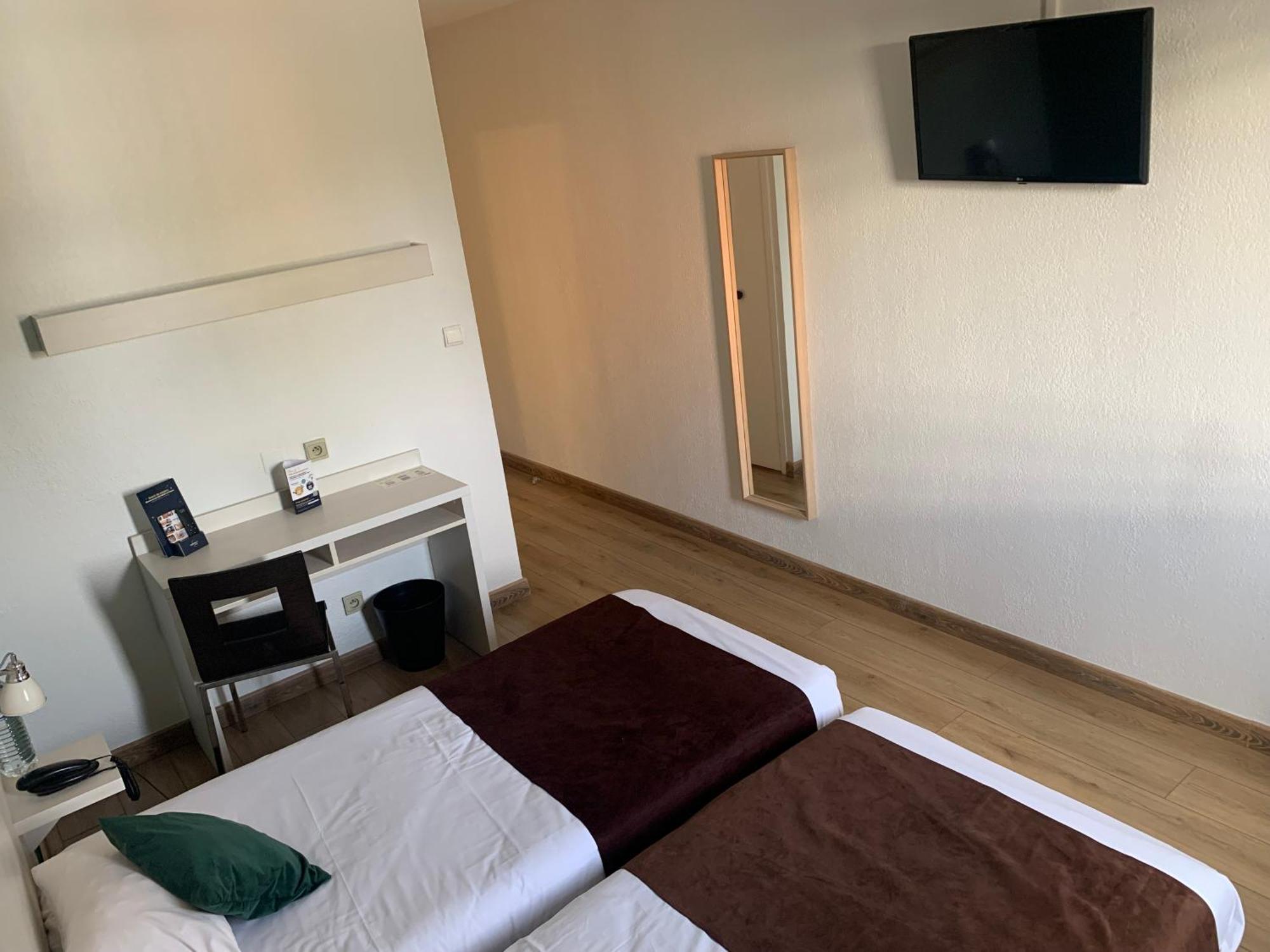 Contact Hotel Des Etats-Unis Toulouse Buitenkant foto