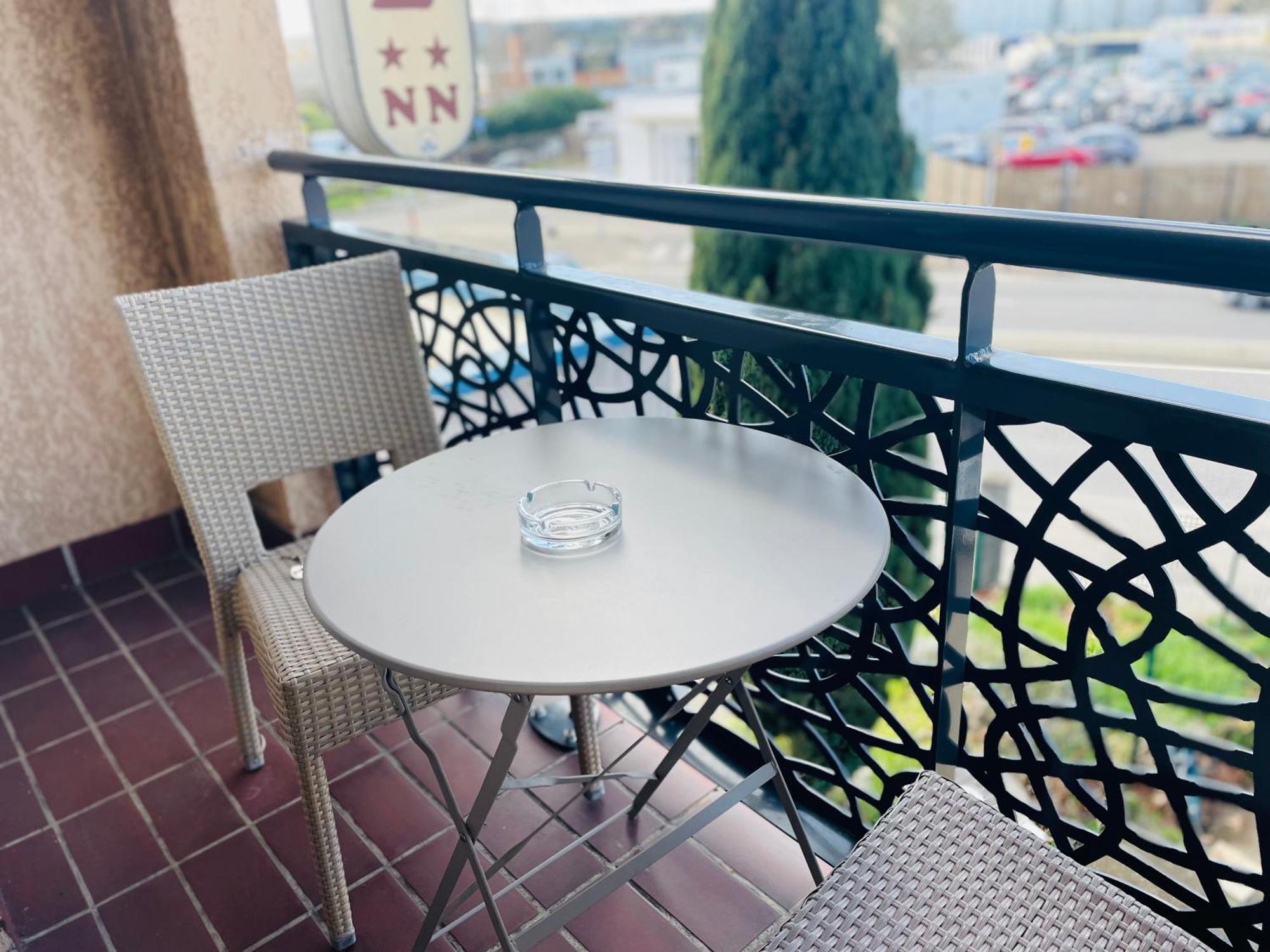 Contact Hotel Des Etats-Unis Toulouse Buitenkant foto